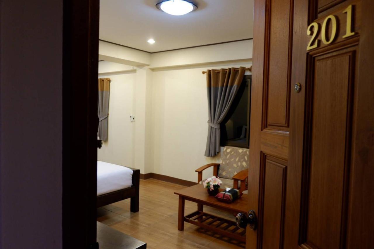 Nanbaankhun Hotel Esterno foto